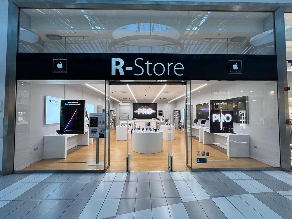 R-Store Pompei - C.C. La Cartiera