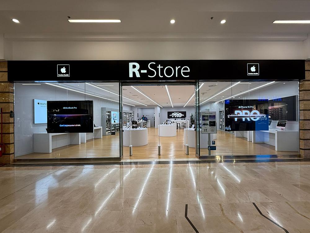 R-Store Pontecagnano - C.C. Maximall